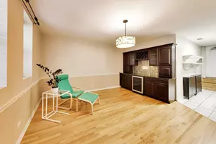 6253 N Magnolia Ave, Chicago, IL 60660 - Photo 5