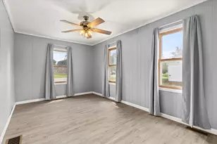 908 N Otter Creek Rd, Streator, IL 61364 - Photo 13