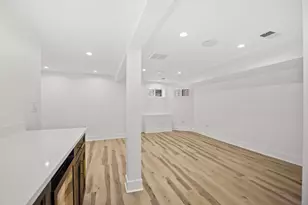 5310 S Wood St, Chicago, IL 60609 - Photo 9