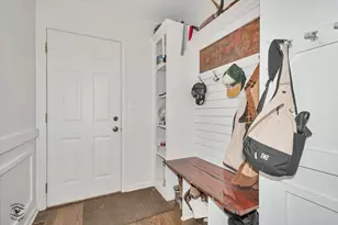 1123 Barber Ct, West Dundee, IL 60118 - Photo 13