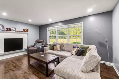40233 N Lakeview Avenue, Antioch, IL 60002 - Photo 11
