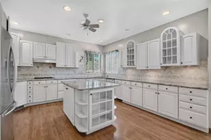 604 Hampton Ct, Shorewood, IL 60404 - Photo 11