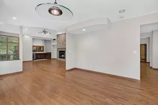 604 Hampton Ct, Shorewood, IL 60404 - Photo 15