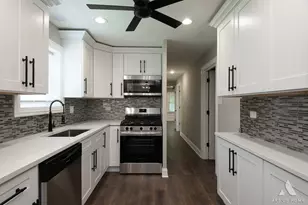 7737 S Champlain Ave, Chicago, IL 60619 - Photo 15
