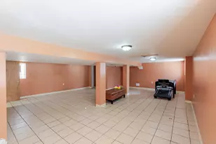 10708 S Ave E, Chicago, IL 60617 - Photo 29