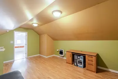 10708 S Avenue E, Chicago, IL 60617 - Photo 19