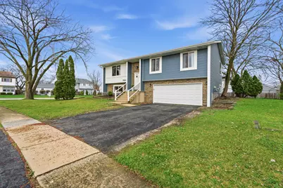 7654 W Moorefield Drive, Frankfort, IL 60423 - Photo 1