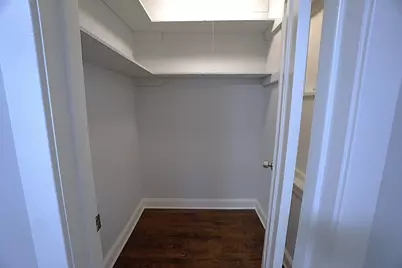 4950 W Kamerling Avenue, Chicago, IL 60651 - Photo 17