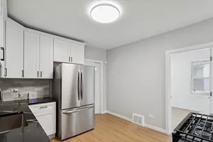8952 S Aberdeen St, Chicago, IL 60620 - Photo 5