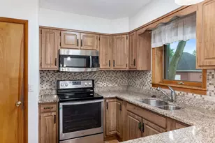 19 W Adams St, Villa Park, IL 60181 - Photo 9