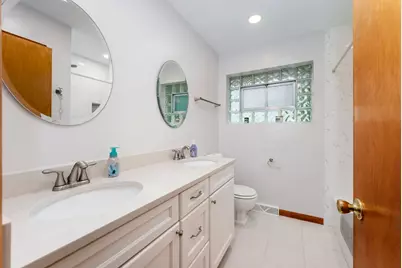 19 W Adams Street, Villa Park, IL 60181 - Photo 19