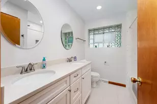 19 W Adams St, Villa Park, IL 60181 - Photo 19
