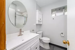 19 W Adams St, Villa Park, IL 60181 - Photo 21