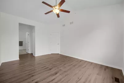 1053 Canary Avenue, Yorkville, IL 60560 - Photo 17