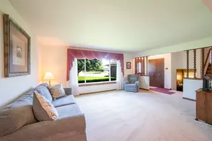 8543 163rd St, Tinley Park, IL 60487 - Photo 3