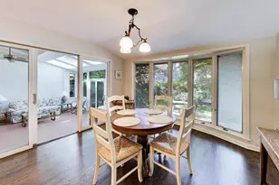 1112 S Home Ave, Park Ridge, IL 60068 - Photo 11