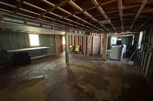 14032 S Burnham Ave, Burnham, IL 60633 - Photo 15