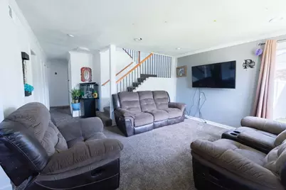 8421 S Scottsdale Avenue, Chicago, IL 60652 - Photo 7