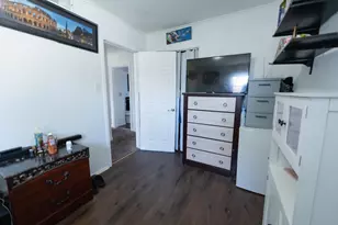 8421 S Scottsdale Ave, Chicago, IL 60652 - Photo 9