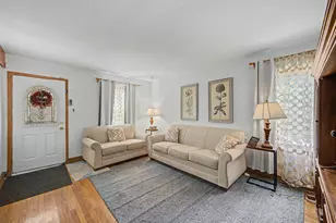 11301 S Avenue H, Chicago, IL 60617 - Photo 9