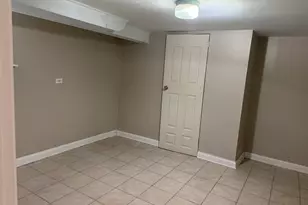 7944 S Trumbull Ave, Chicago, IL 60652 - Photo 17