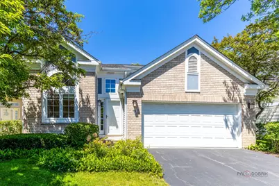 96 Manchester Drive, Buffalo Grove, IL 60089 - Photo 1