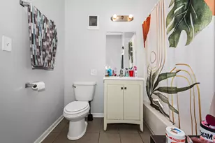 1246 W Ohio St, Chicago, IL 60642 - Photo 7