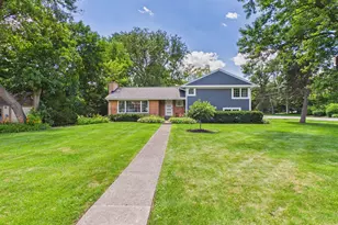 201 E Olive Ave, Prospect Heights, IL 60070 - Photo 1