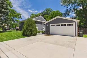 201 E Olive Ave, Prospect Heights, IL 60070 - Photo 81