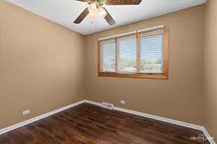 1301 Coolidge Ave, Wheaton, IL 60189 - Photo 7