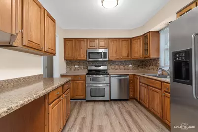 1301 Coolidge Avenue, Wheaton, IL 60189 - Photo 5