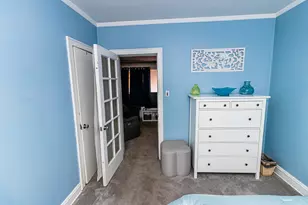 10714 S Eberhart Ave, Chicago, IL 60628 - Photo 17