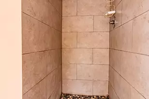 10714 S Eberhart Ave, Chicago, IL 60628 - Photo 19