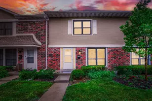 4132 Brentwood Ln, Waukegan, IL 60087 - Photo 1