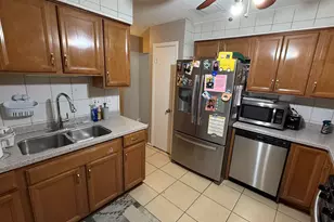 4847 Enfield Ave, Skokie, IL 60077 - Photo 7