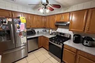 4847 Enfield Ave, Skokie, IL 60077 - Photo 5