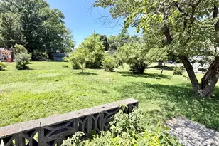1 Charles Dr, Centralia, IL 62801 - Photo 11