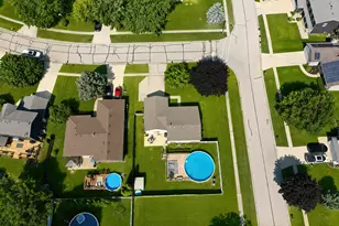 198 S Driftwood Trail, McHenry, IL 60050 - Photo 33