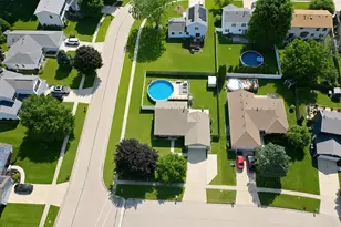 198 S Driftwood Trail, McHenry, IL 60050 - Photo 31