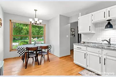 198 S Driftwood Trail, McHenry, IL 60050 - Photo 5