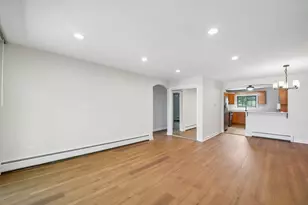 928 W Irving Park Rd, Bensenville, IL 60106 - Photo 3