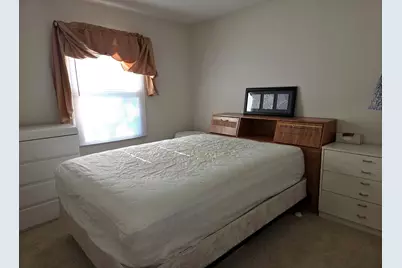 212 N Walnut Lane N, Schaumburg, IL 60194 - Photo 11