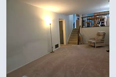 212 N Walnut Lane N, Schaumburg, IL 60194 - Photo 7