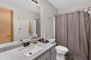302 8th St, Kirkland, IL 60146 - Photo 15