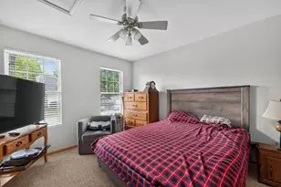 302 8th St, Kirkland, IL 60146 - Photo 13