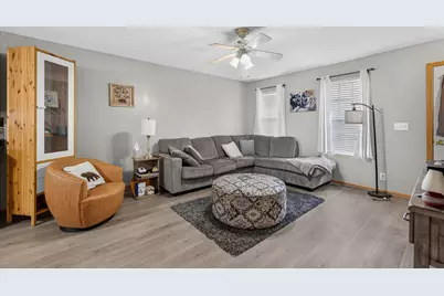 302 8th Street, Kirkland, IL 60146 - Photo 7