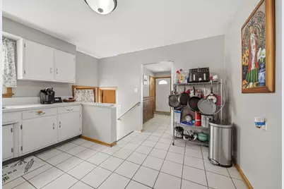 8303 44th Street, Lyons, IL 60534 - Photo 5