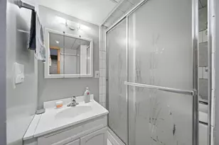 8303 44th St, Lyons, IL 60534 - Photo 11