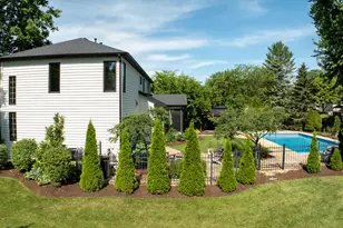 811 E Main St, Yorkville, IL 60560 - Photo 37