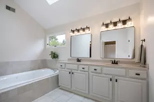 811 E Main St, Yorkville, IL 60560 - Photo 19